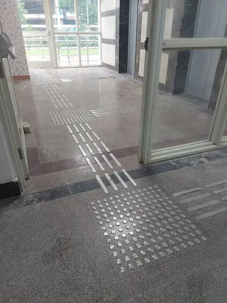 CGST BHAVAN LUCKNOW - tactile installation photo 3