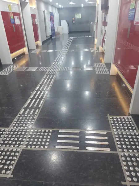 HSBC PUNE - tactile installation photo 7