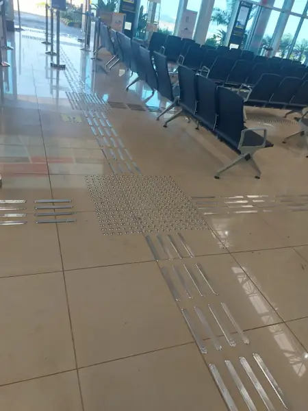 Hubali Airport - tactile installation photo 2