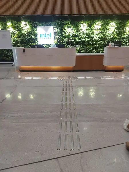 INTEL BENGLOR - tactile installation photo 7