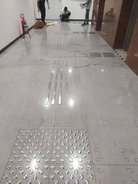 INTEL BENGLOR - tactile installation photo 8