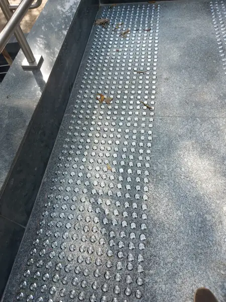MUMBAI ECGC - tactile installation photo 4