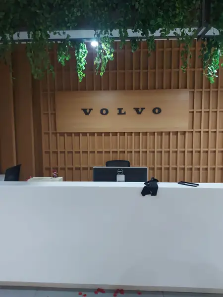 OLAVO BENGLOR - tactile installation photo 1